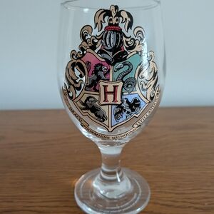 Harry Potter Color Changing Hogwarts Crest Glass